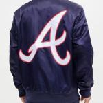 CHAMARRA NTA BRAVES BIG LOGO WORLD SERIES SATIN JACKET MIDNIGHT NAVY en STOCK