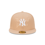 GORRA NEW ERA CAP NEW YORK YANKEES MLB TONAL SCRIPT 59FIFTY CERRADA BEIGE en STOCK