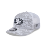GORRA NEW ERA CAP SAN FRANCISCO 49ERS NFL SALUTE TO SERVICE 2024 9SEVENTY SNAPBACK en STOCK