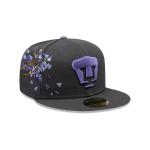 GORRA NEW ERA CAP PUMAS JACARANDAS 59FIFTY CERRADA en STOCK