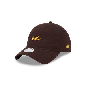 GORRA NEW ERA CAP SAN DIEGO PADRES MLB SCRIPT 9TWENTY STRAPBACK PARA MUJER en STOCK