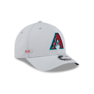 GORRA NEW ERA CAP ARIZONA DIAMONDBACKS MLB CLUBHOUSE 2025 9FORTY M-CROWN SNAPBACK en STOCK