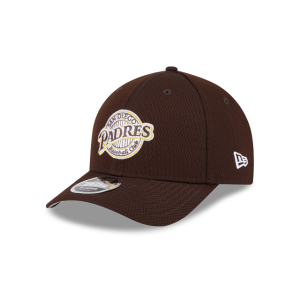 GORRA NEW ERA CAP SAN DIEGO PADRES MLB CLUBHOUSE 2025 ALTERNATIVA 9FORTY M-CROWN SNAPBACK en STOCK