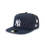 GORRA NEW ERA CAP NEW YORK YANKEES MLB CHAMPIONSHIP SIDE FLAG 59FIFTY AF CERRADA en STOCK