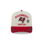 GORRA NEW ERA CAP TAMPA BAY BUCCANEERS NFL DRAFT 2025 59FIFTY AF CERRADA BLANCA en STOCK