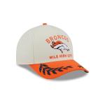 GORRA NEW ERA CAP DENVER BRONCOS NFL DRAFT 2025 9FORTY M-CROWN AF SNAPBACK BLANCA en STOCK