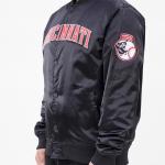 CHAMARRA INNATTI REDS TEAM BIG LOGO SATIN JACKET BLACK en STOCK