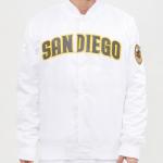 CHAMARRA DIEGO PADRES WORDMARK SATIN JACKET WHITE en STOCK