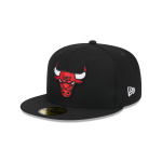 GORRA NEW ERA CAP CHICAGO BULLS EST. 66 NBA RALLY DRIVE 59FIFTY CERRADA en STOCK