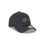 GORRA NEW ERA CAP LOS ANGELES LAKERS NBA MONOCHROME 9FORTY SNAPBACK GRIS en STOCK