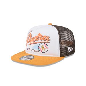 GORRA NEW ERA CAP SAN DIEGO PADRES MLB RETRO SCRIPT 9FIFTY AF TRUCKER SNAPBACK en STOCK