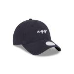 GORRA NEW ERA CAP NEW YORK YANKEES MLB SCRIPT 9TWENTY STRAPBACK PARA MUJER en STOCK