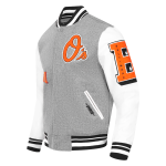 CHAMARRA TIMORE ORIOLES CLASSIC OLD ENGLISH RIB WOOL VARSITY JACKE HEATHER GREY WHITE BLACK en STOCK