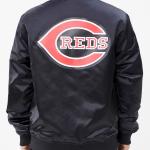 CHAMARRA INNATTI REDS TEAM BIG LOGO SATIN JACKET BLACK en STOCK